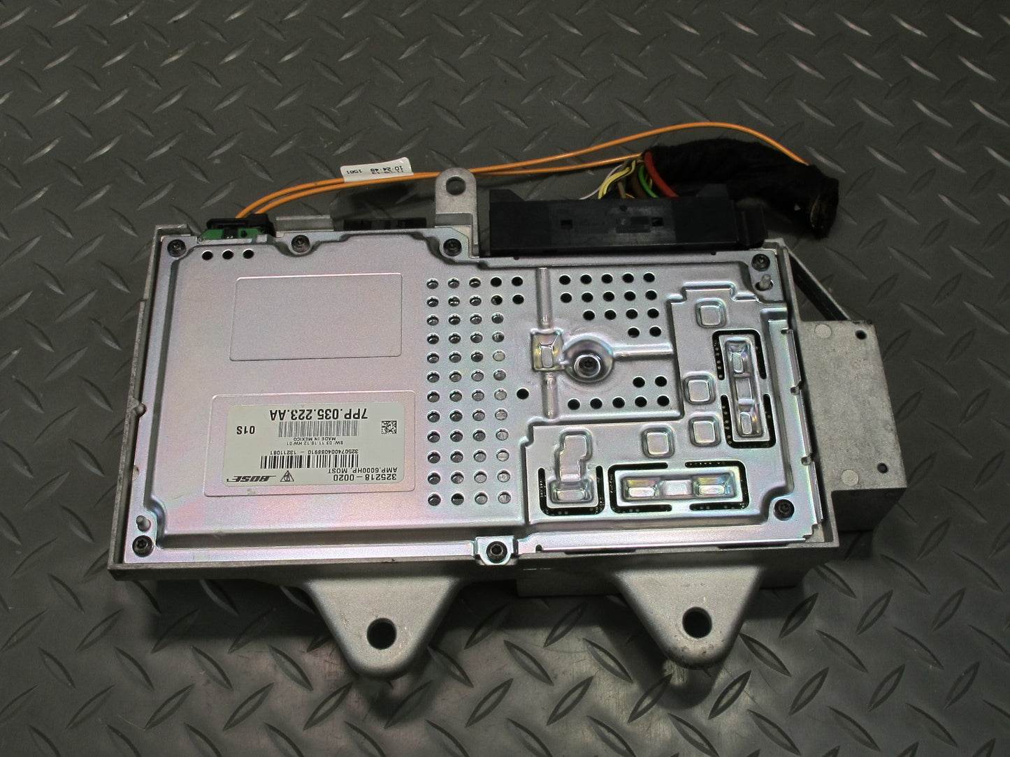 2011-2016 Porsche Cayenne 958 Radio Audio Bose Amplifier AMP 7PP035223AA