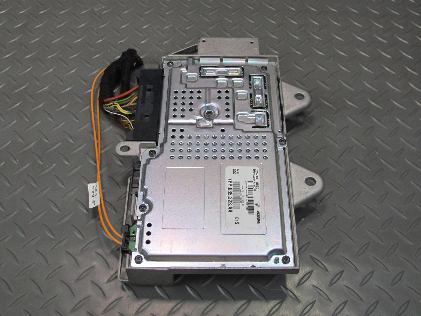 2011-2016 Porsche Cayenne 958 Radio Audio Bose Amplifier AMP 7PP035223AA