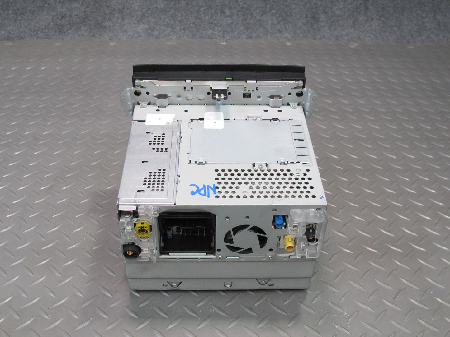 2014 Porsche Cayenne 958 CD Radio Receiver Navi Display Screen Monitor