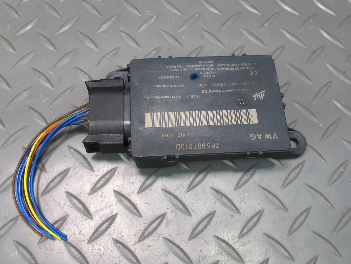 2011-2014 Porsche Cayenne 958 TPMS Tire Pressure Monitor Control Module