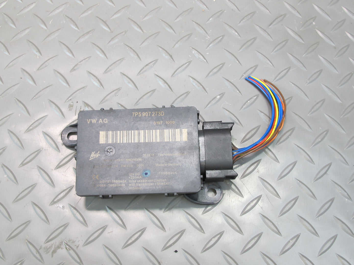 2011-2014 Porsche Cayenne 958 TPMS Tire Pressure Monitor Control Module