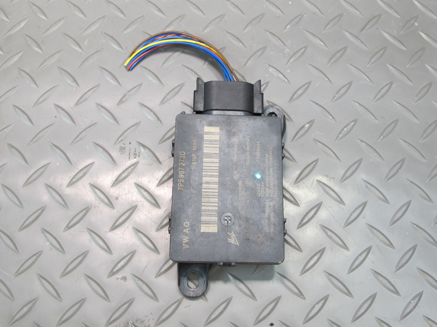 2011-2014 Porsche Cayenne 958 TPMS Tire Pressure Monitor Control Module