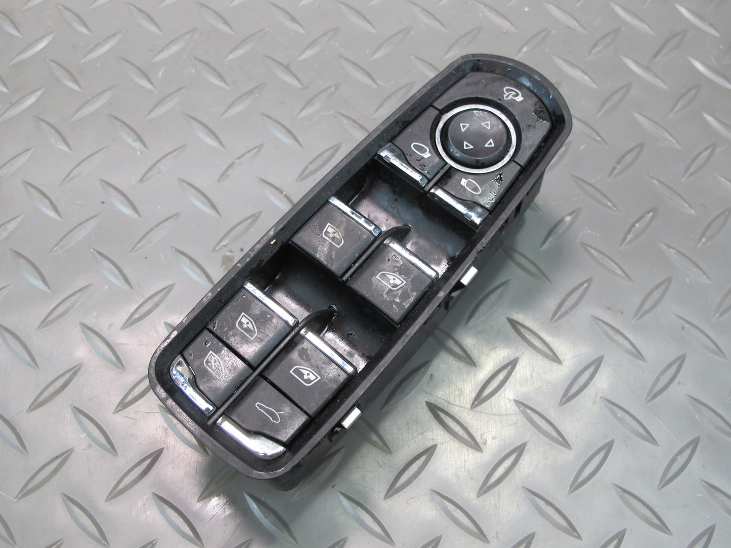 2011-2018 Porsche Cayenne 958 Front Left Driver Side Door Master Window Switch