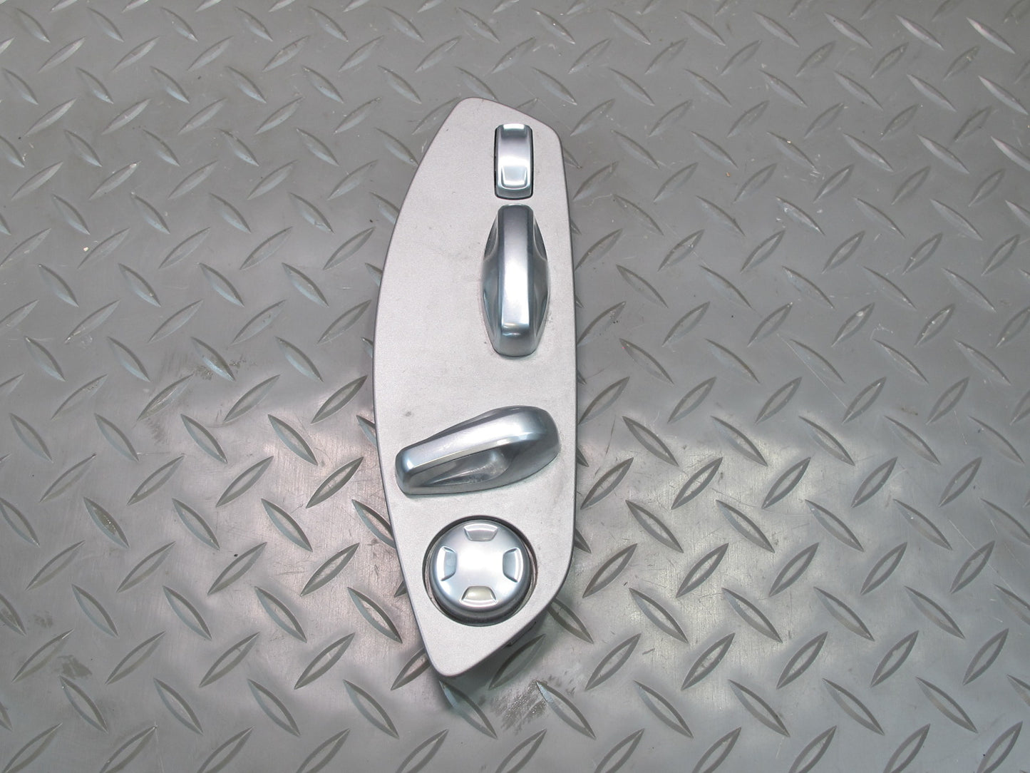 2011-2018 Porsche Cayenne 958 Front Right Side Seat Adjustment Control Switch