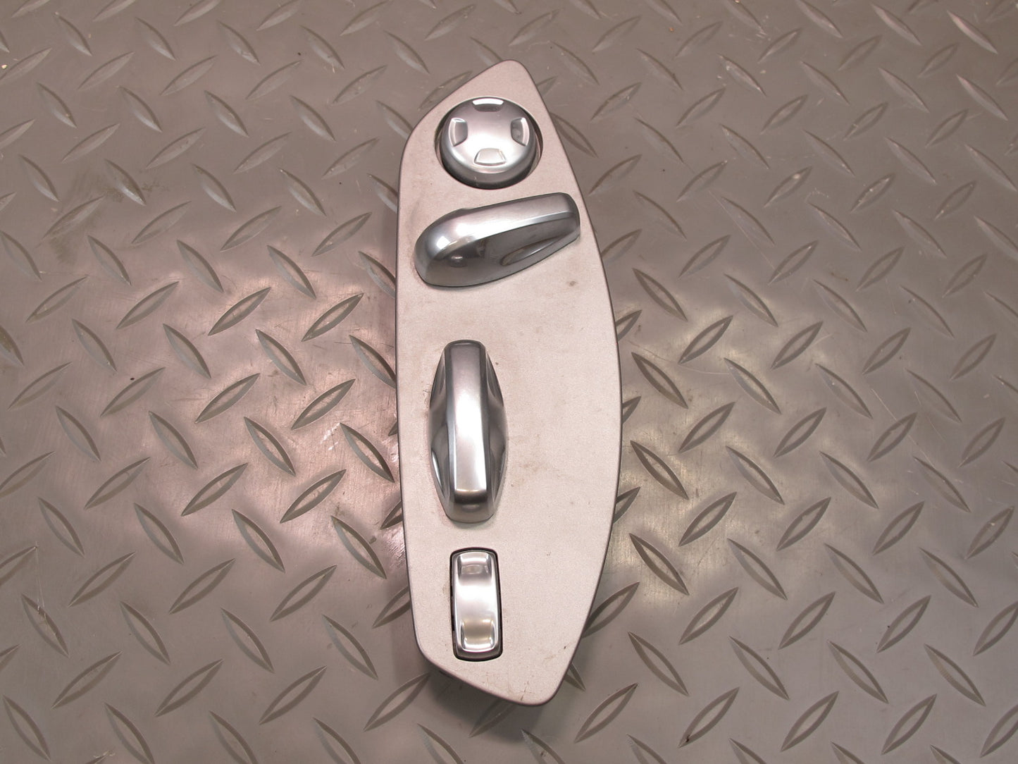 2011-2018 Porsche Cayenne 958 Front Right Side Seat Adjustment Control Switch