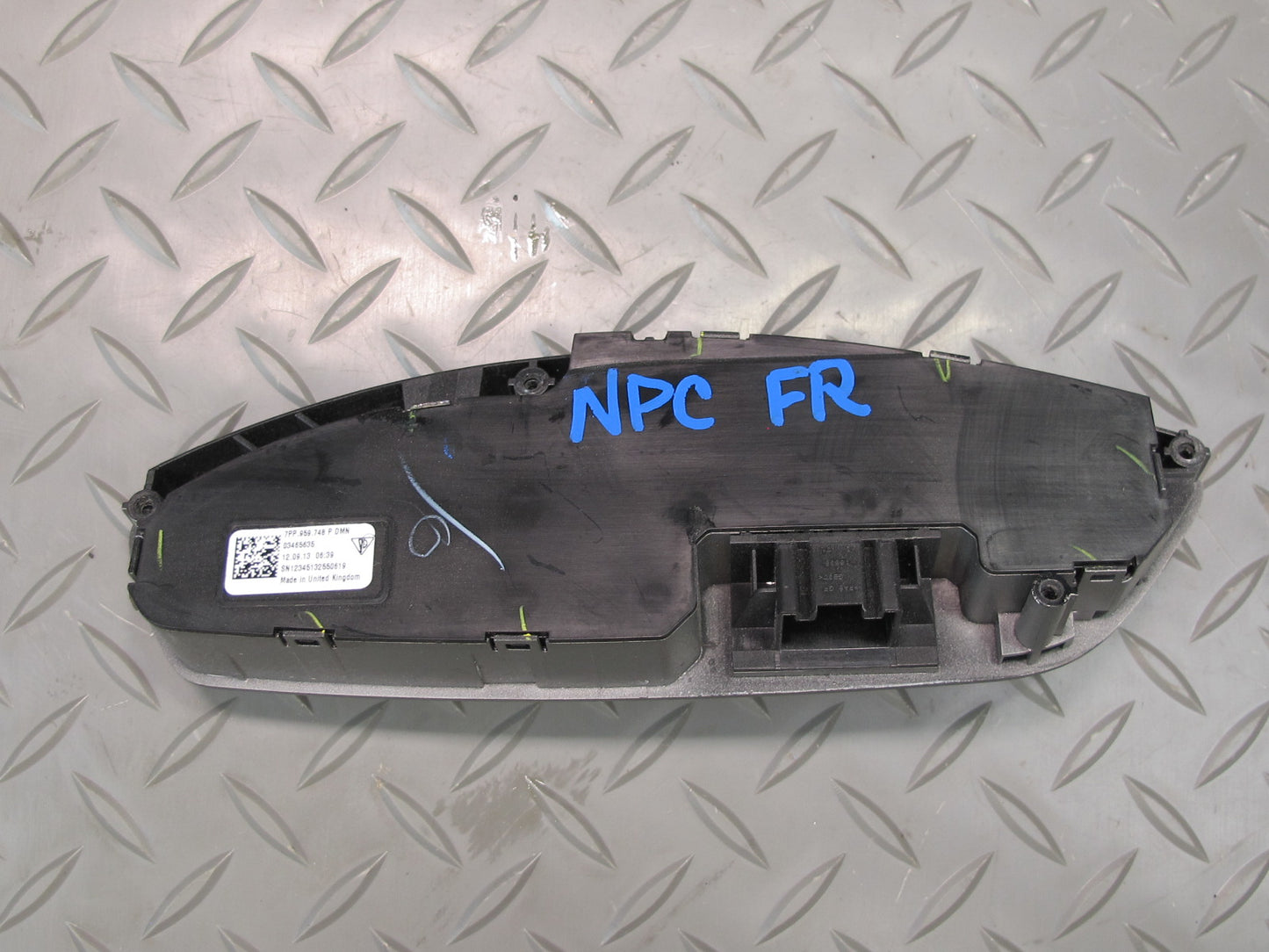 2011-2018 Porsche Cayenne 958 Front Right Side Seat Adjustment Control Switch