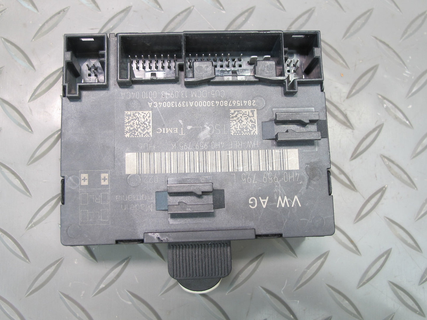 2013-2016 Porsche Cayenne 958 Rear Right Pass Side Door Control Module Unit