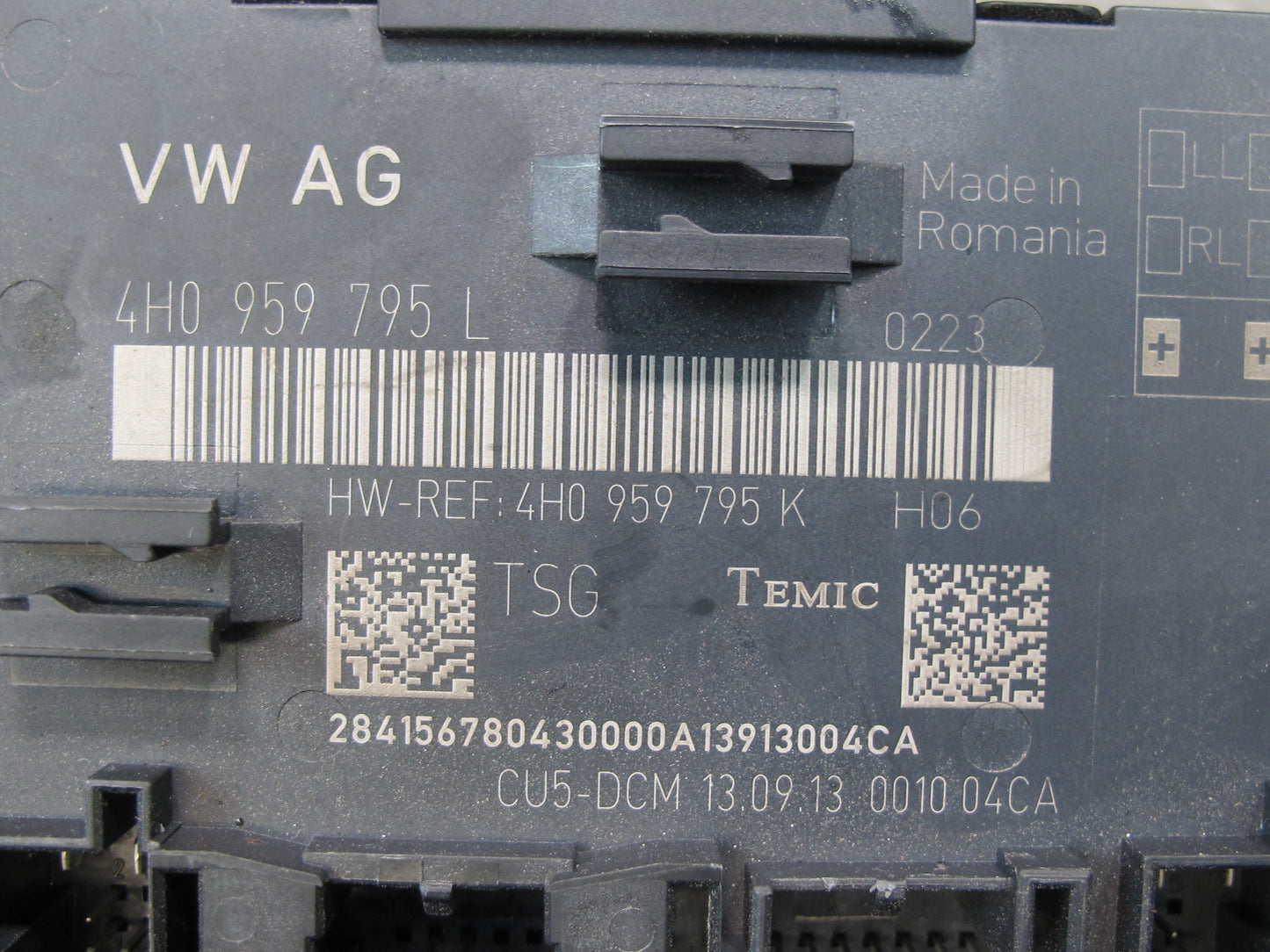 2013-2016 Porsche Cayenne 958 Rear Right Pass Side Door Control Module Unit