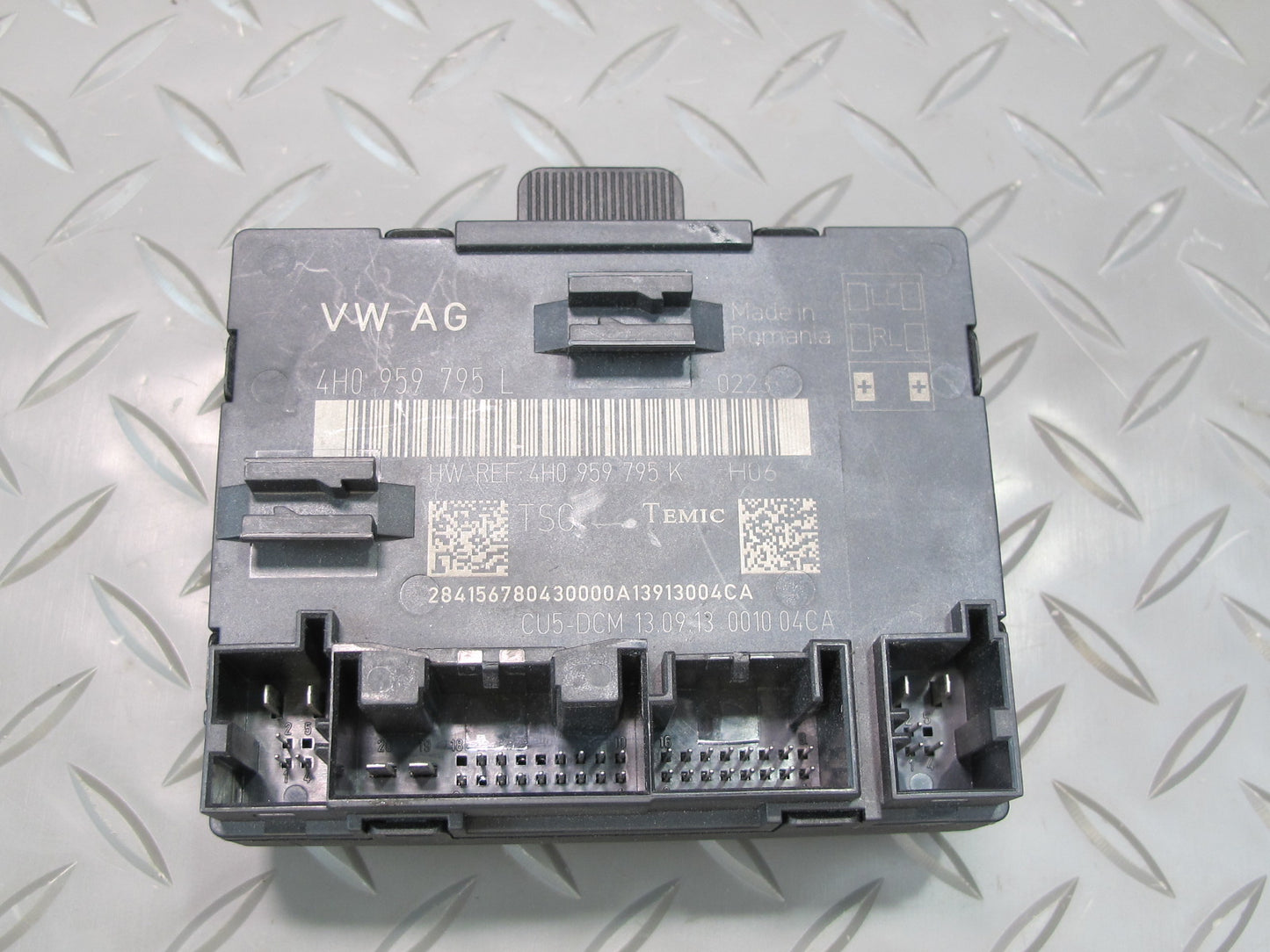 2013-2016 Porsche Cayenne 958 Rear Right Pass Side Door Control Module Unit