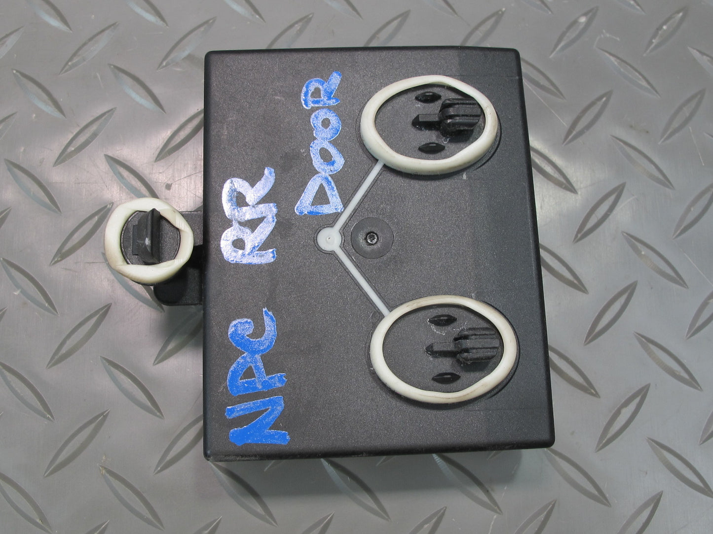 2013-2016 Porsche Cayenne 958 Rear Right Pass Side Door Control Module Unit