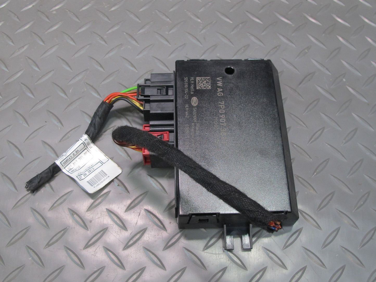 2011-2014 Porsche Cayenne 958 Trailer Hitch Towing Brake Control Module Unit