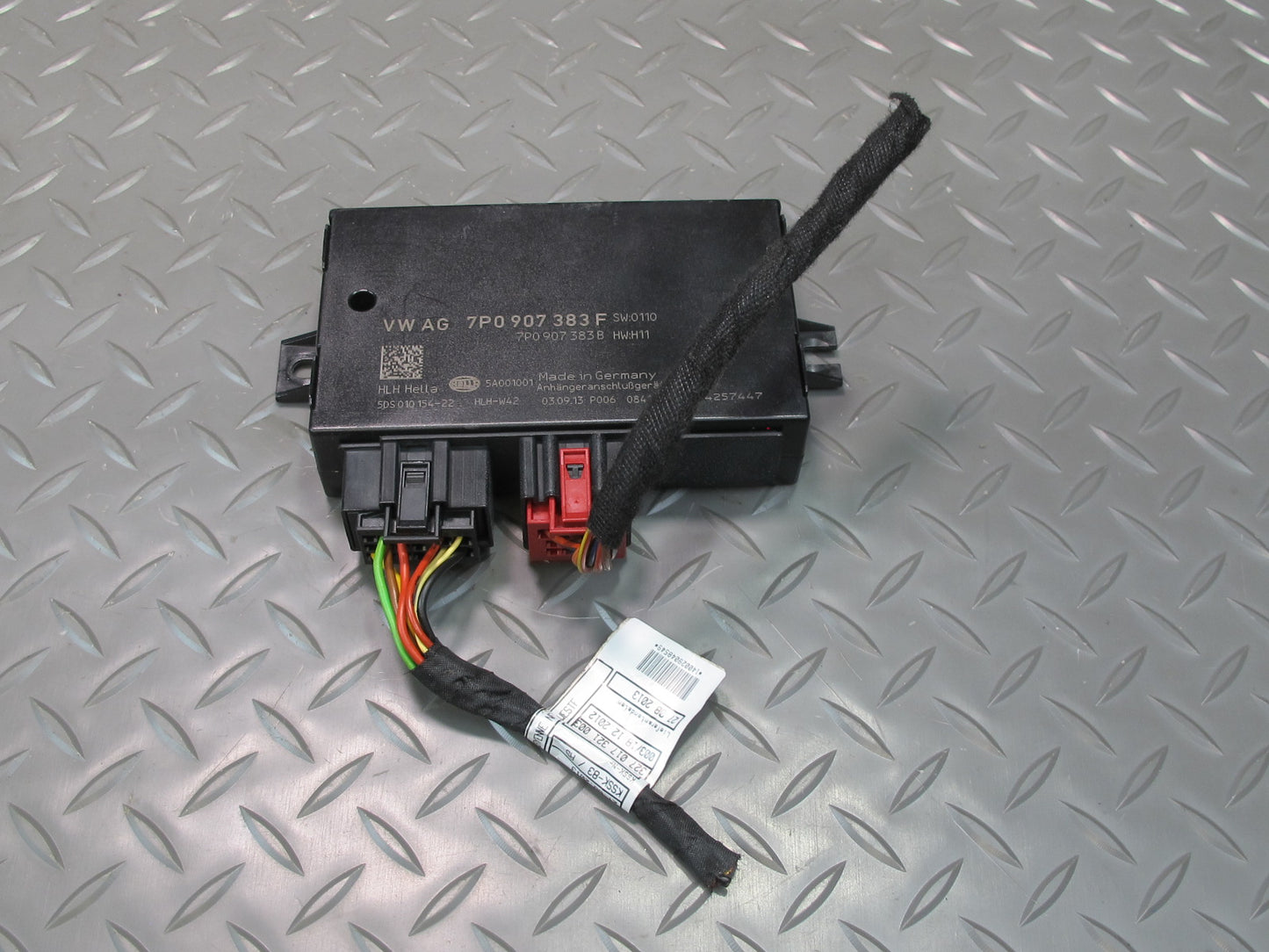 2011-2014 Porsche Cayenne 958 Trailer Hitch Towing Brake Control Module Unit