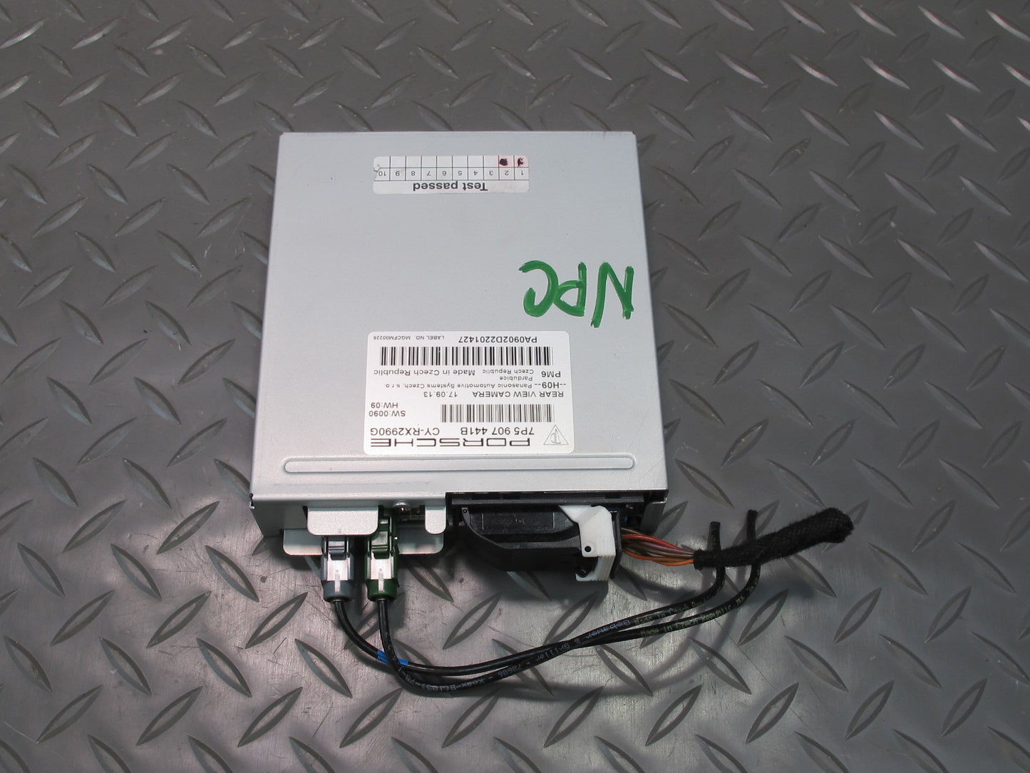 2011-2014 Porsche Cayenne 958 Rear View Backup Camera Control Module Unit