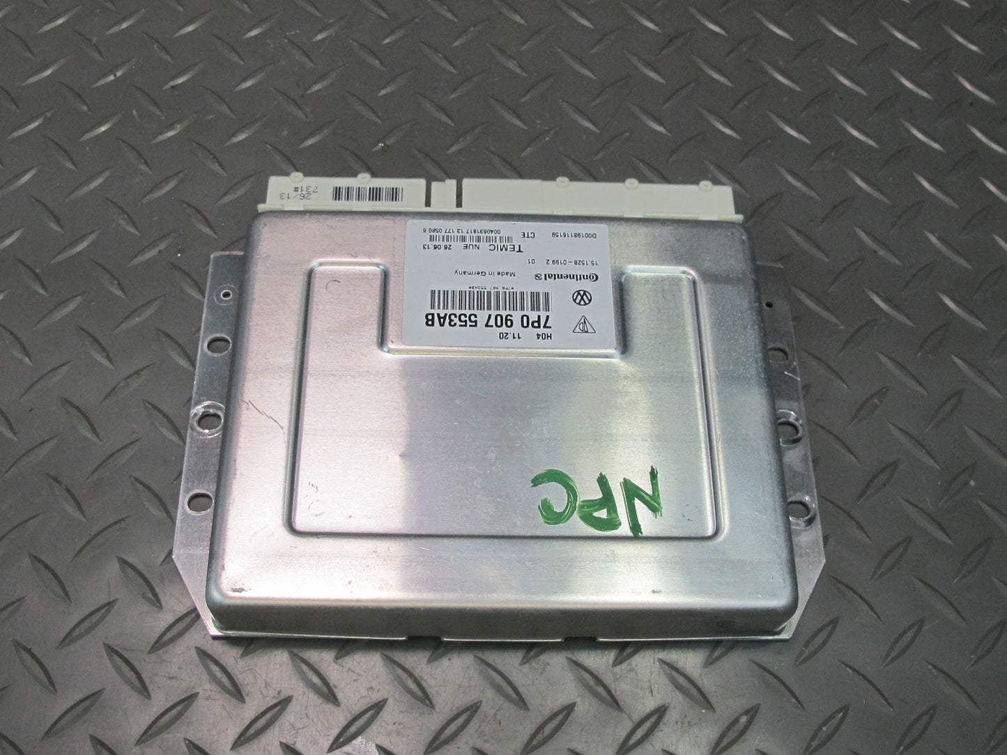 2011-2014 Porsche Cayenne 958 Air Suspension Control Module Unit 7P0907553AB