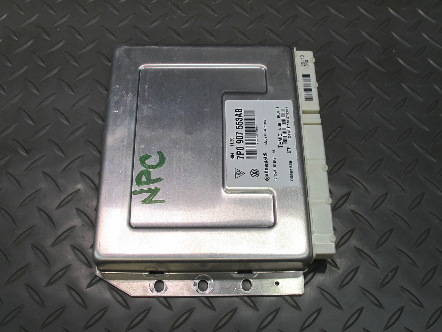 2011-2014 Porsche Cayenne 958 Air Suspension Control Module Unit 7P0907553AB