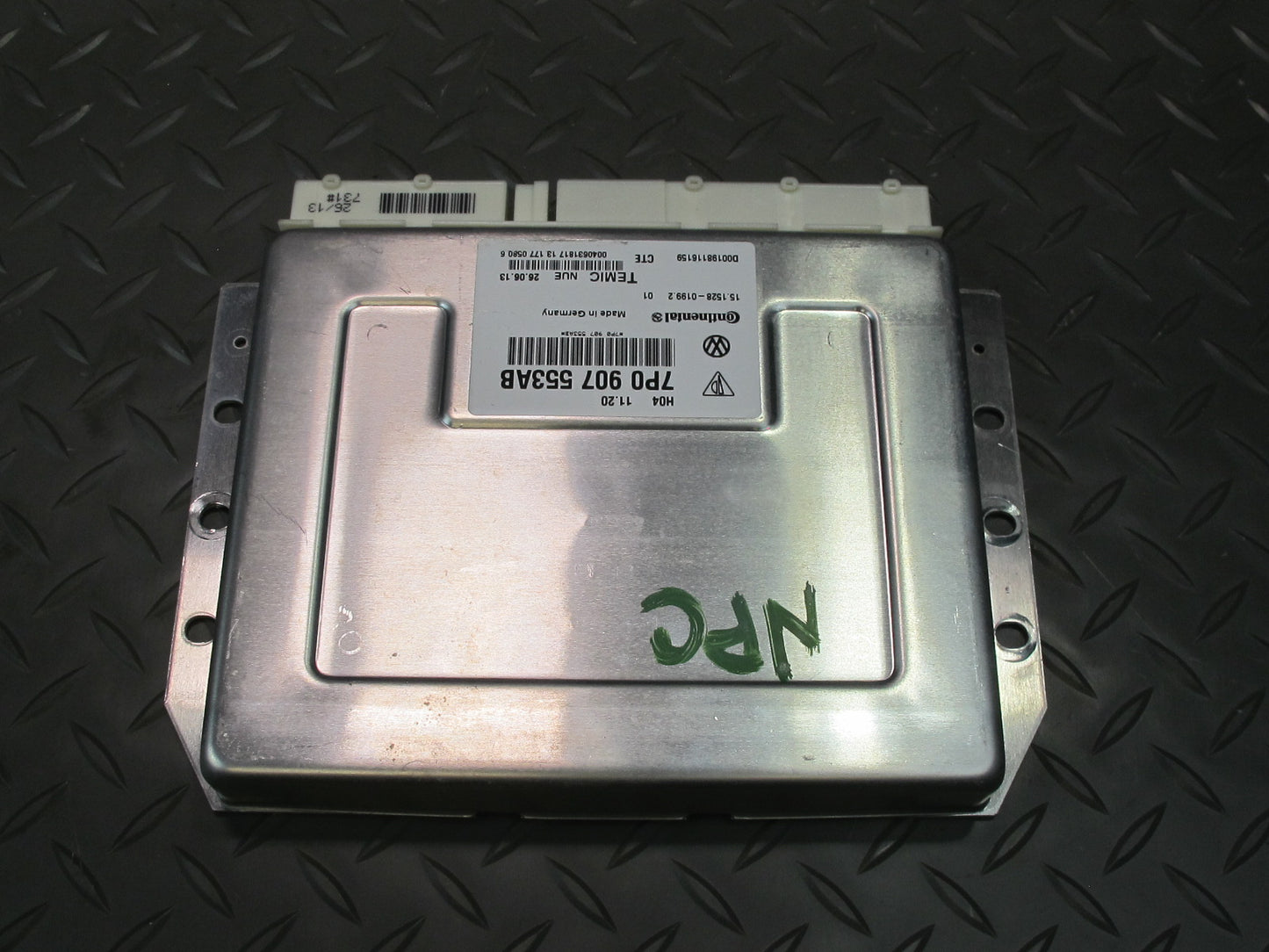 2011-2014 Porsche Cayenne 958 Air Suspension Control Module Unit 7P0907553AB