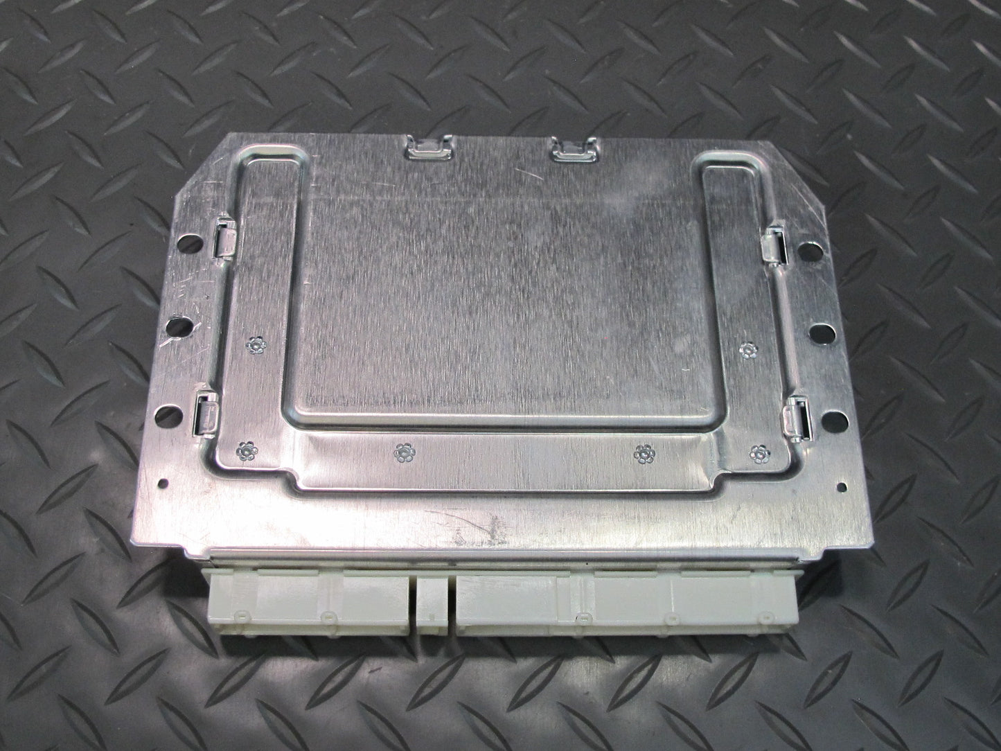 2011-2014 Porsche Cayenne 958 Air Suspension Control Module Unit 7P0907553AB