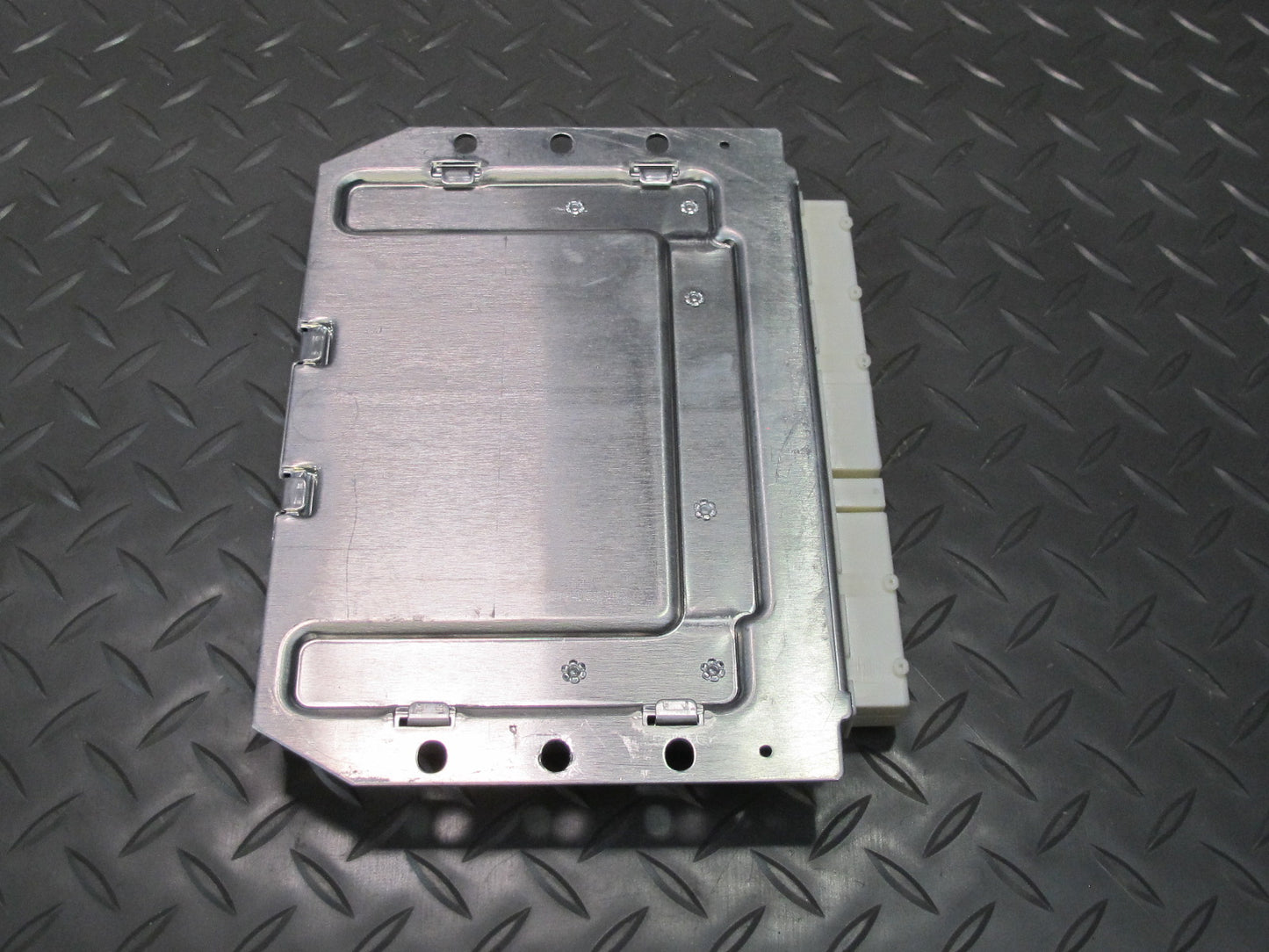 2011-2014 Porsche Cayenne 958 Air Suspension Control Module Unit 7P0907553AB