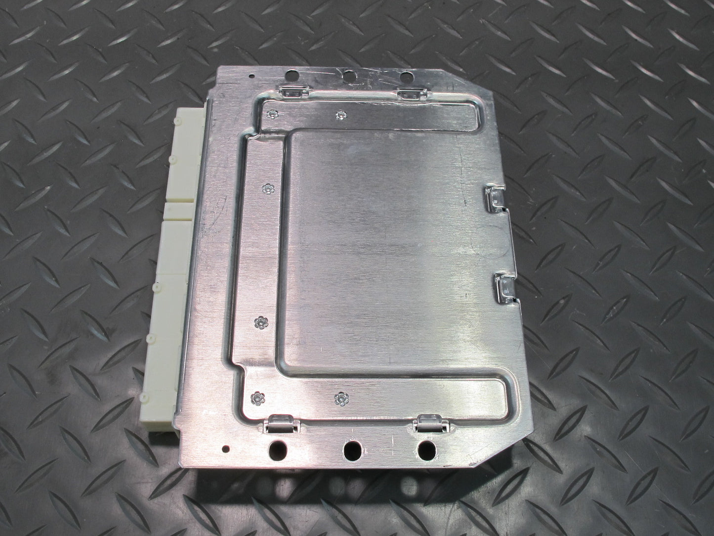 2011-2014 Porsche Cayenne 958 Air Suspension Control Module Unit 7P0907553AB