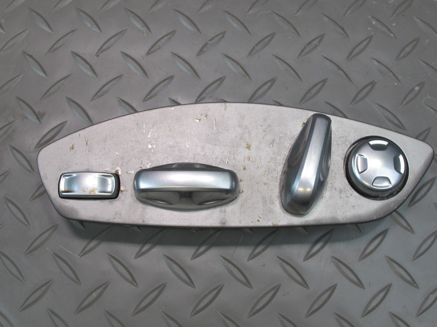 2011-2018 Porsche Cayenne 958 Front Left Side Seat Adjustment Control Switch