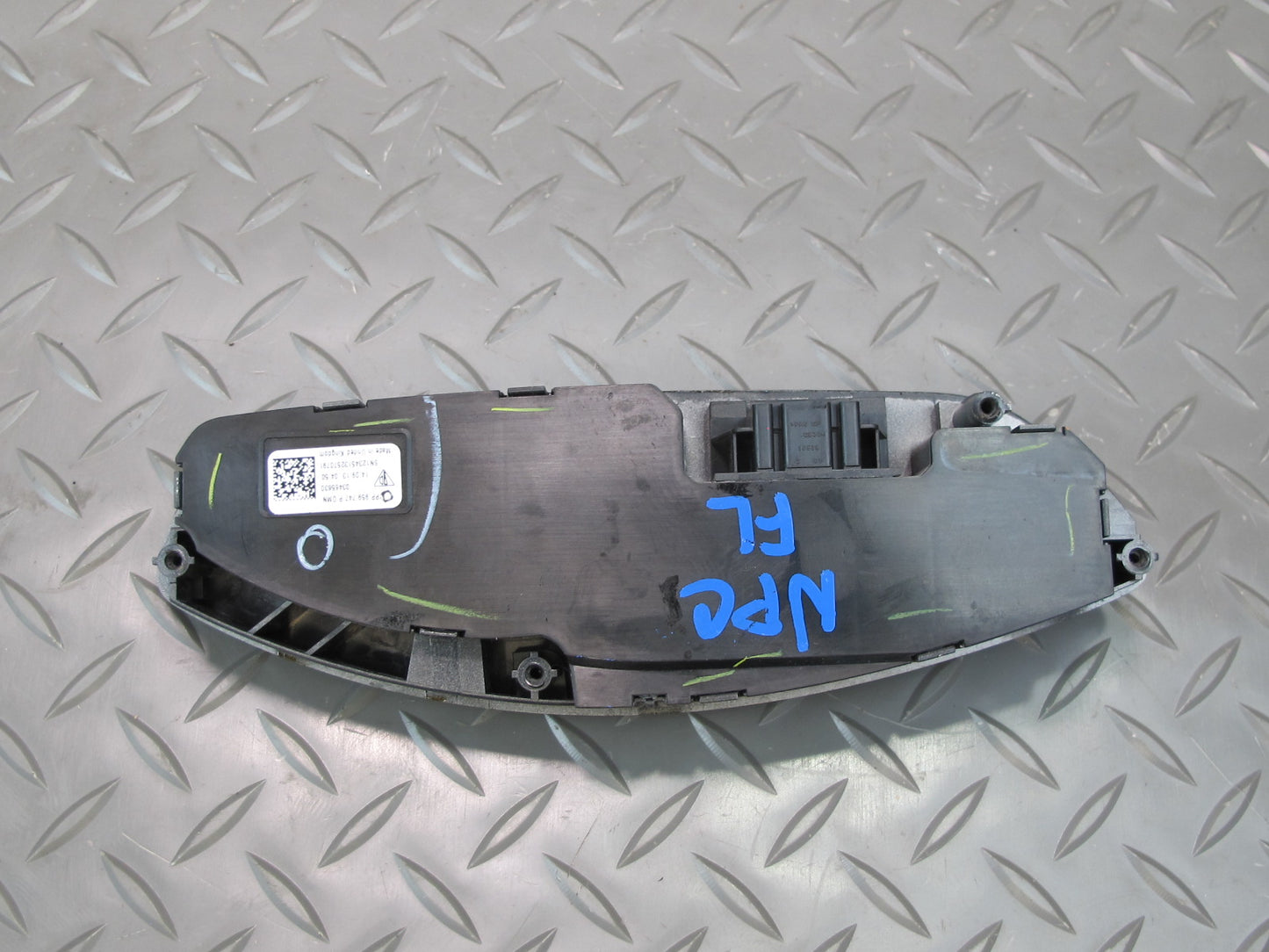 2011-2018 Porsche Cayenne 958 Front Left Side Seat Adjustment Control Switch