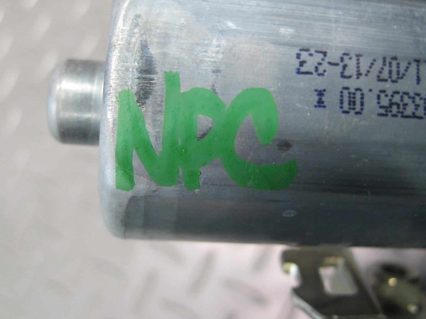 2011-2018 Porsche Cayenne 958 Rear Trunk Lid Hatch Lock Latch Actuator