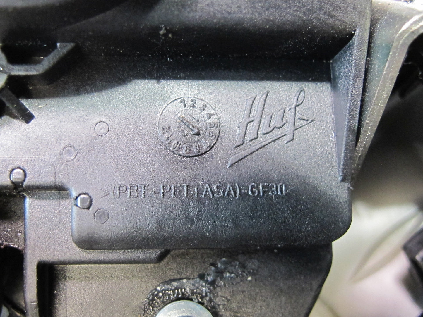 2011-2018 Porsche Cayenne 958 Rear Trunk Lid Hatch Lock Latch Actuator