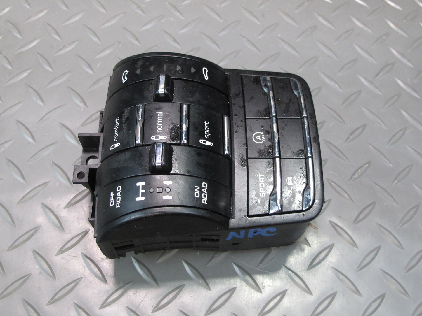 2011-2018 Porsche Cayenne 958 Suspension Mode Control Lever Switch Panel