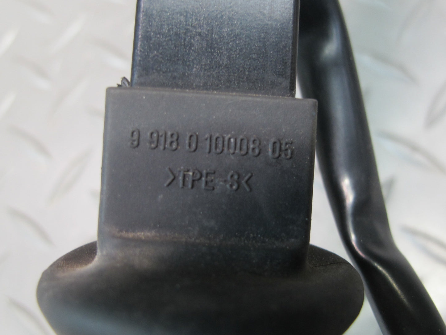 2011-2018 Porsche Cayenne 958 Rear Right Side Door Window Sun Shade Motor