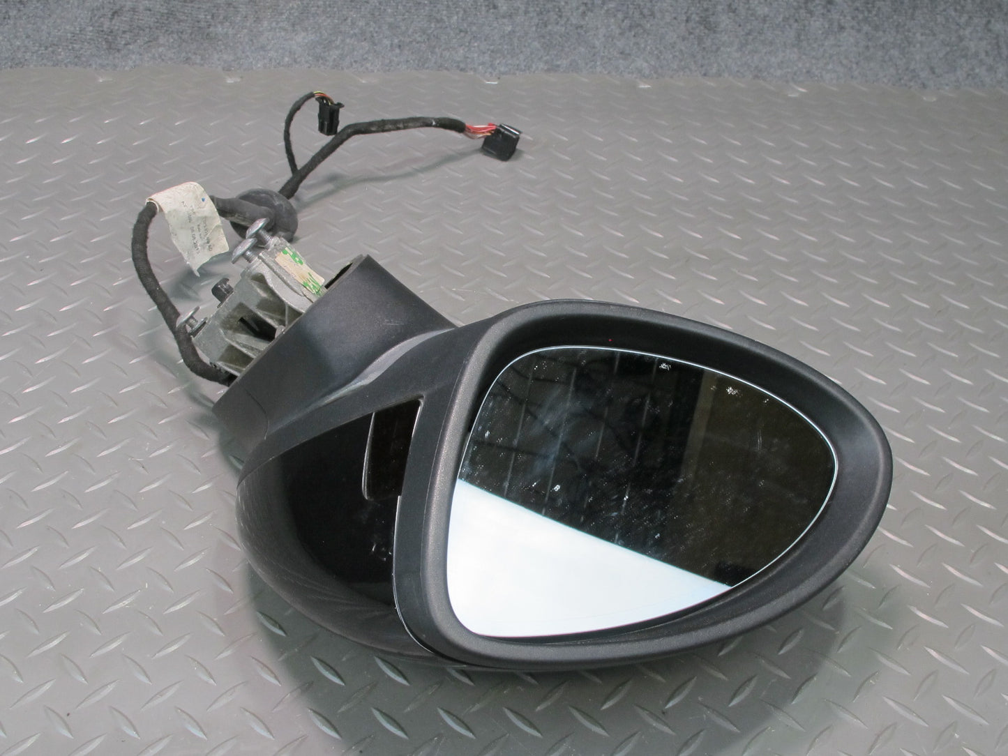 2011-2014 Porsche Cayenne 958 Exterior Left Side Rear View Mirror W/ Blind Spot