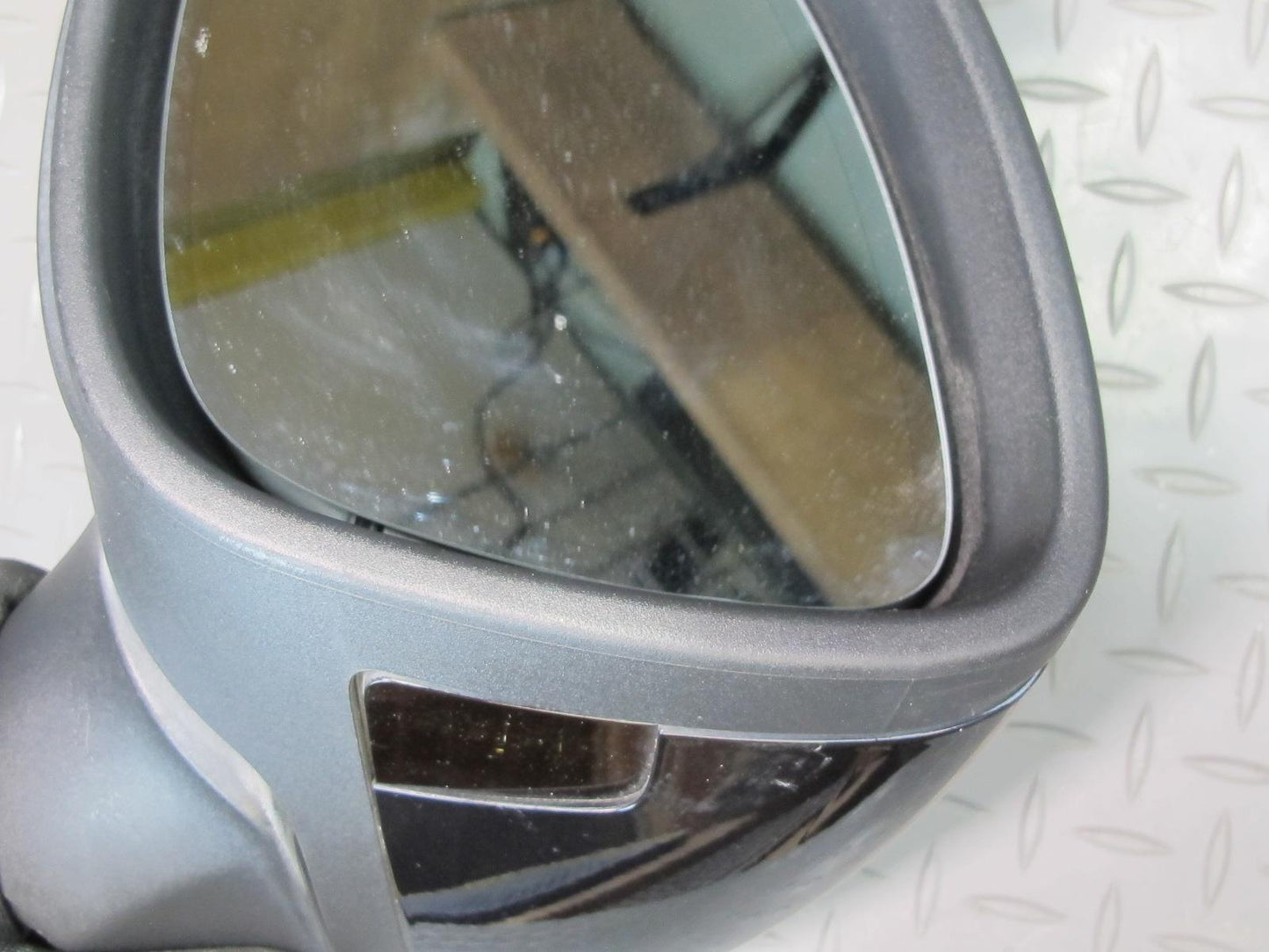 2011-2014 Porsche Cayenne 958 Exterior Left Side Rear View Mirror W/ Blind Spot