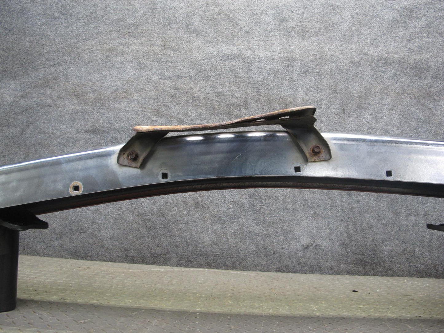 77-85 Mercedes W123 300D Front Bumper Cover Chrome w Shock Absorber OEM