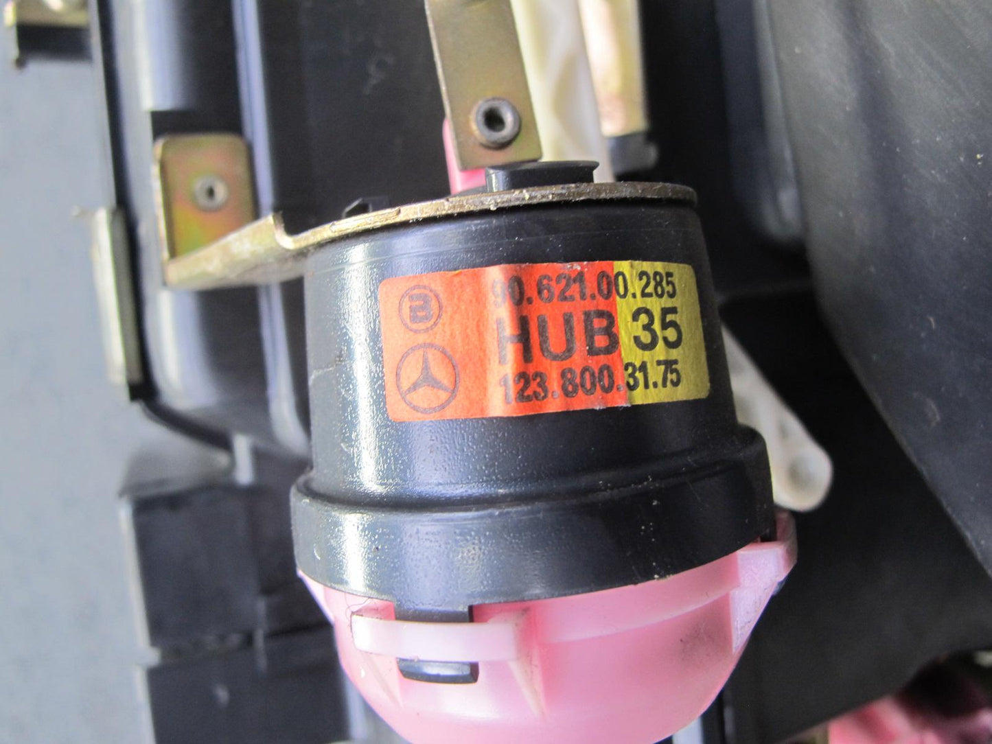 82-85 Mercedes W123 300D A/C Air Condition Evaporator Heater Climate Box OEM