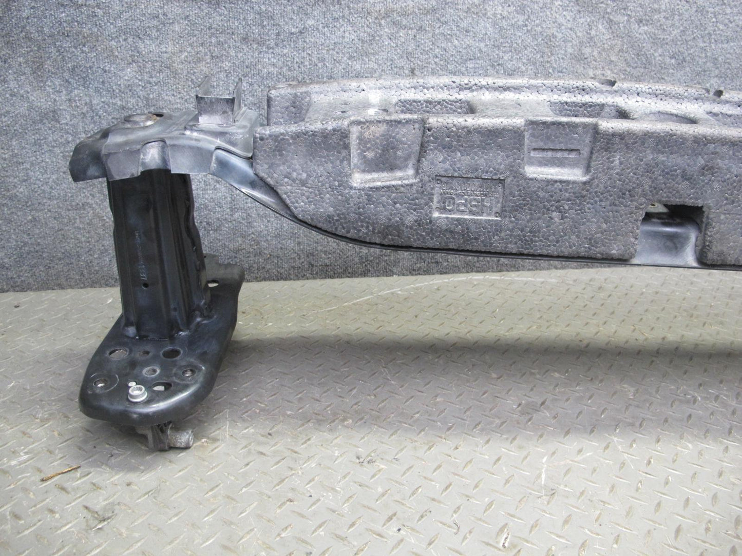 2011-2018 Porsche Cayenne 958 Front Bumper Impact Reinforcement Bar W/ Foam