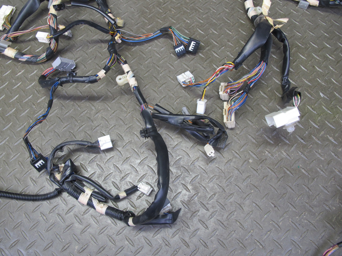 96-97 Toyota MARK2 JZX100 Tourer S A/T Dashboard Dash Wire Wiring Harness OEM