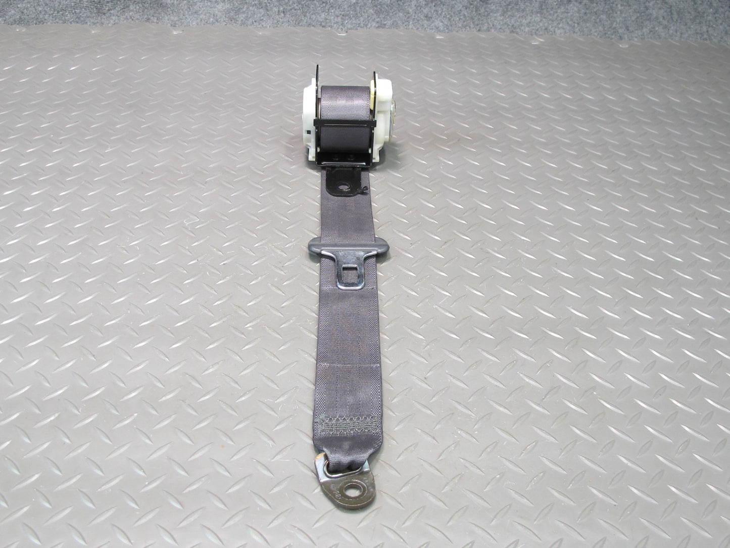 96-00 TOYOTA CHASER MARK 2 JZX100 REAR RIGHT CENTER LEFT SIDE SEATBELT RETRACTOR SET OEM