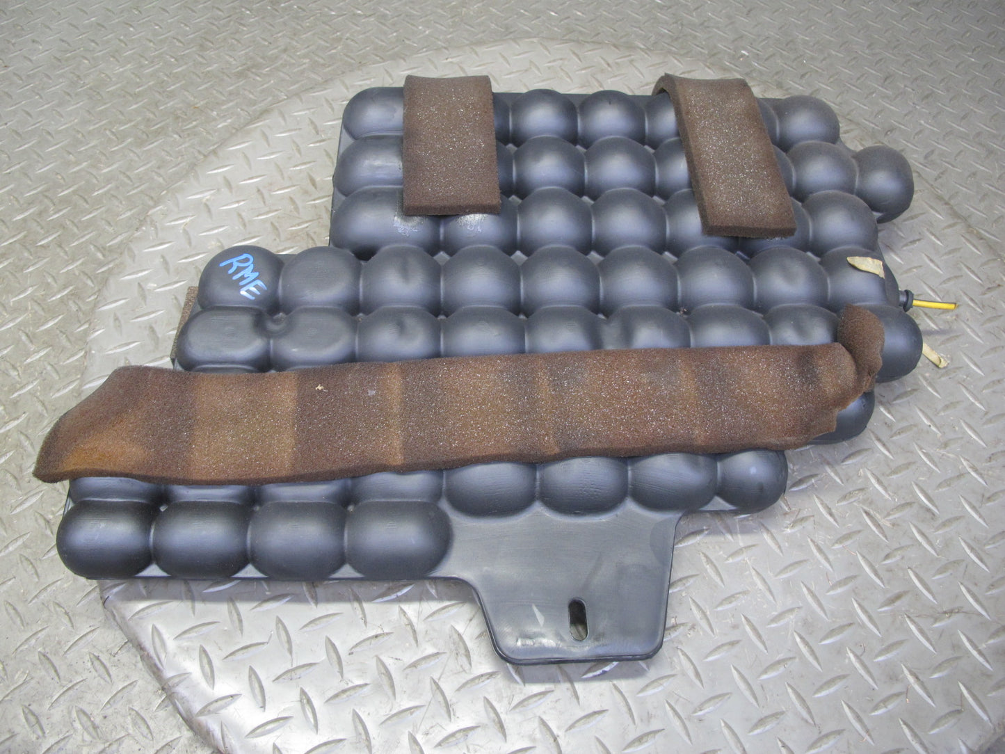 77-85 Mercedes W123 300D Vacuum Reservoir Tank 1238001419 OEM