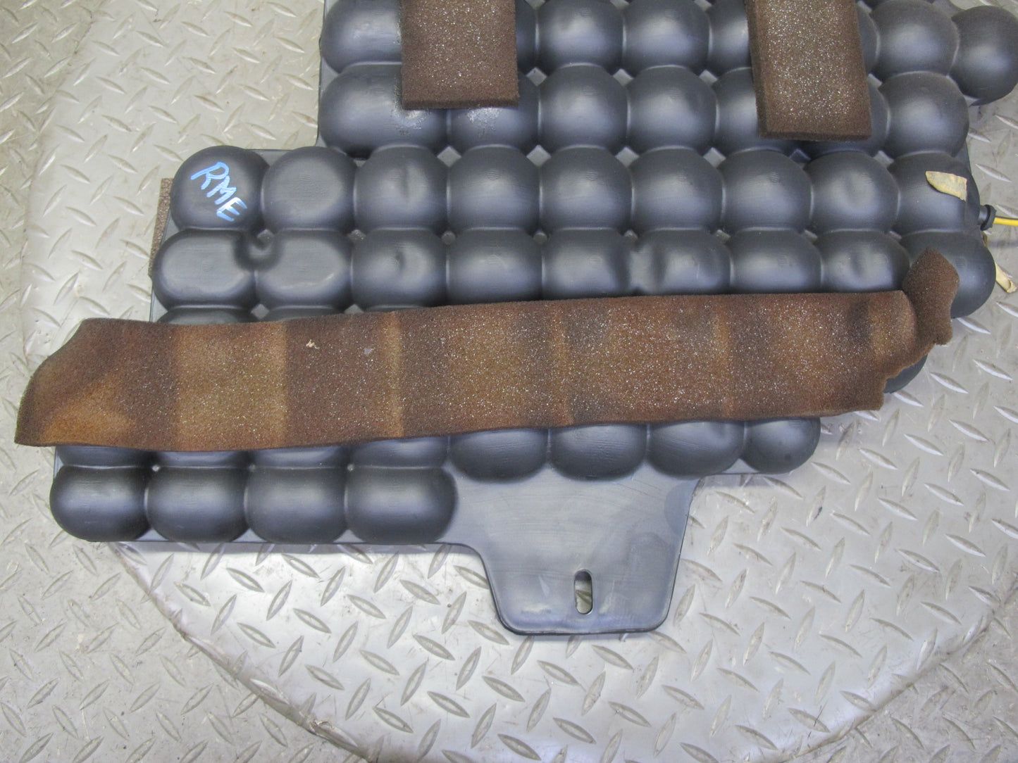 77-85 Mercedes W123 300D Vacuum Reservoir Tank 1238001419 OEM