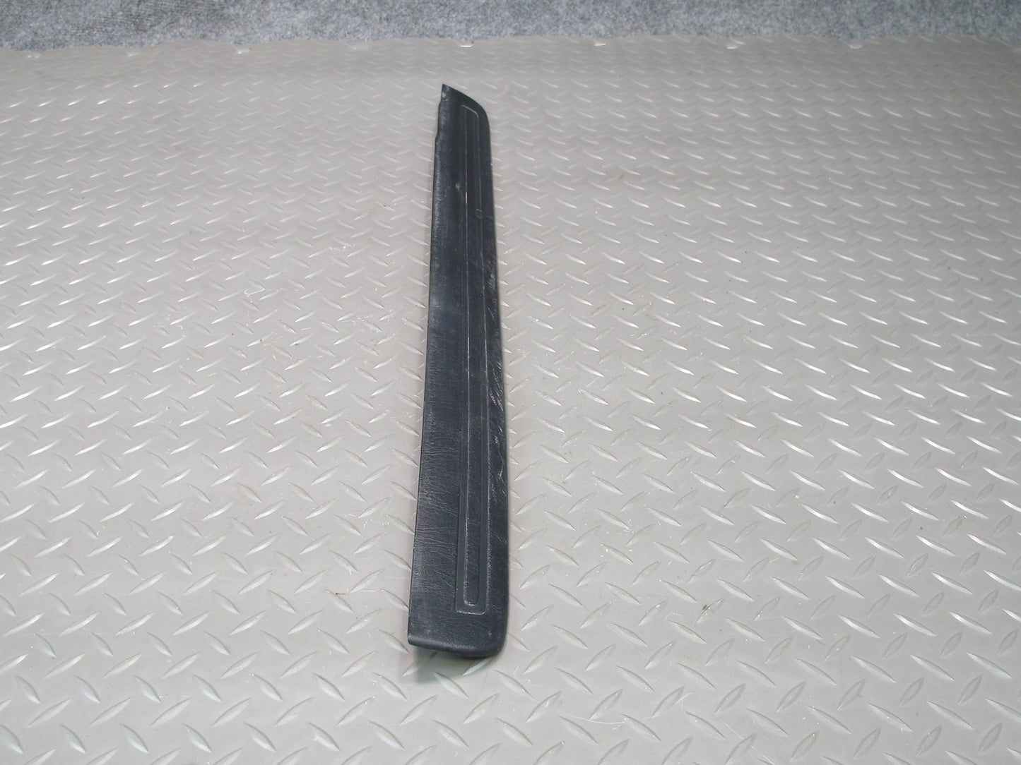 96-00 Toyota MARK2 JZX100 Set of 4 Front & Rear Door Scuff Sill Plate Trim OEM