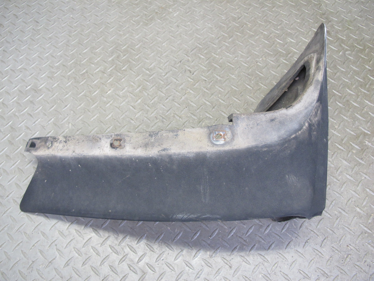 77-85 Mercedes W123 Front Left & Right Bumper Corner Rubber END Trim Set OEM