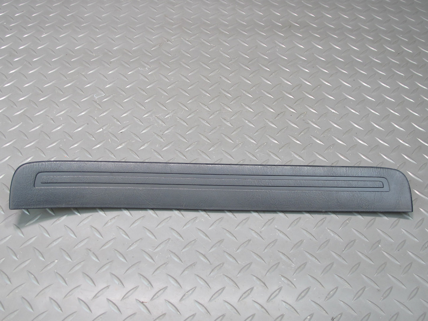 96-00 Toyota MARK2 JZX100 Set of 4 Front & Rear Door Scuff Sill Plate Trim OEM