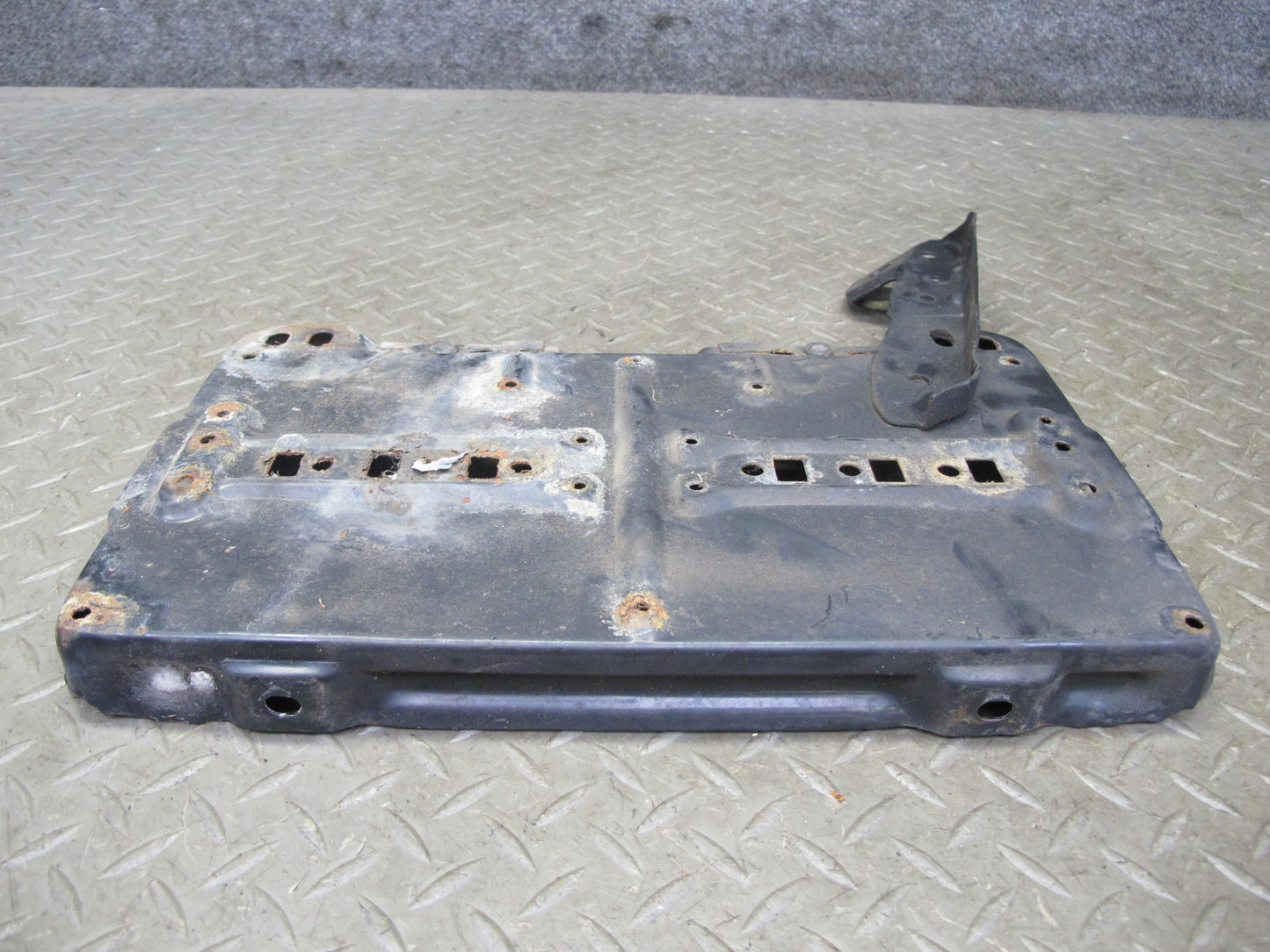 77-85 Mercedes W123 300D Sedan Battery Tray w Mount OEM