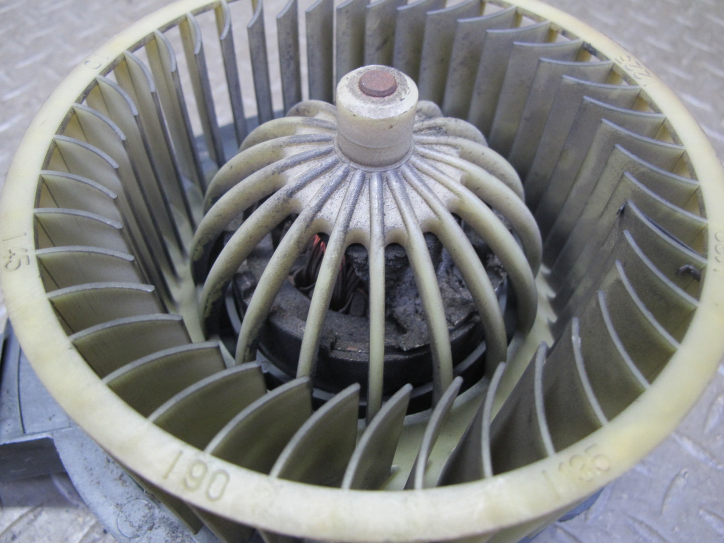 75-85 Mercedes W123 300D A/C Heater Blower Motor Fan OEM