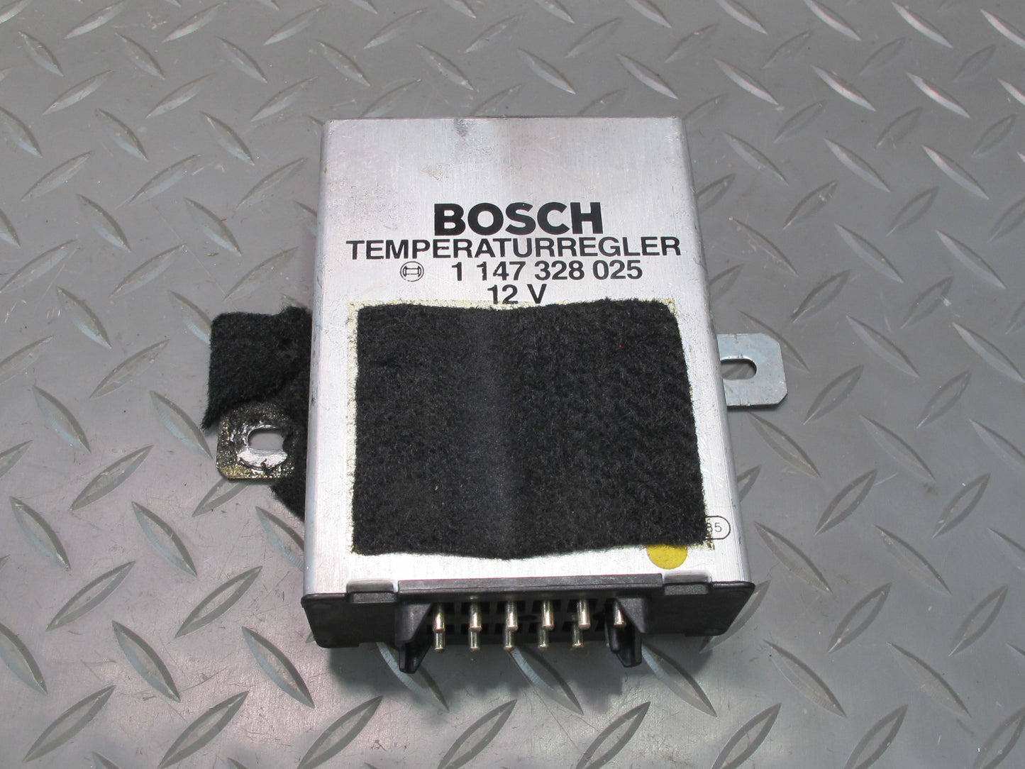 82-85 Mercedes W123 300D Temperature Regulator Hvac Control Module OEM