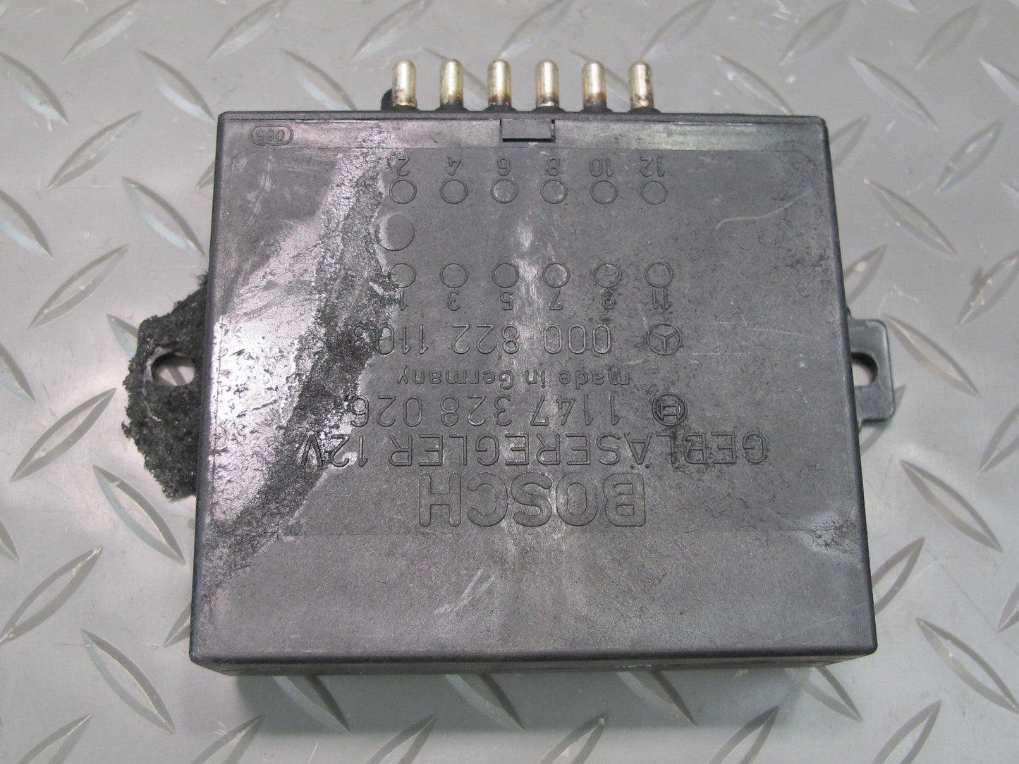 75-85 Mercedes W123 300D A/C Heater Blower Motor Regulator Module 1147328026 OEM