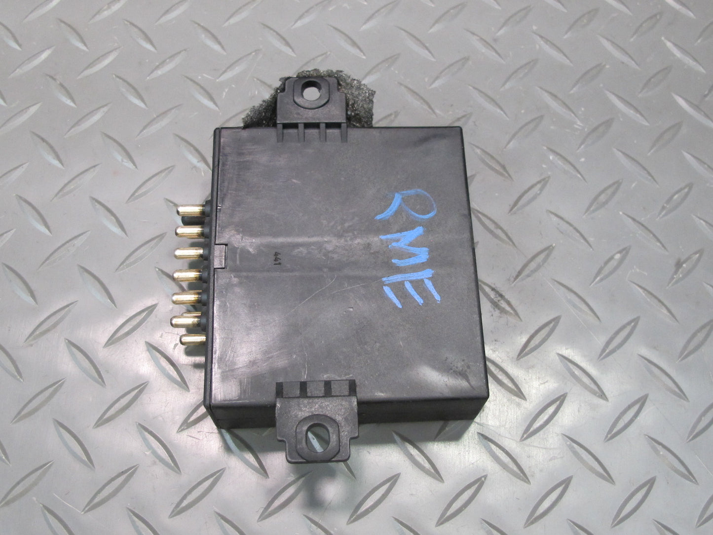 75-85 Mercedes W123 300D A/C Heater Blower Motor Regulator Module 1147328026 OEM