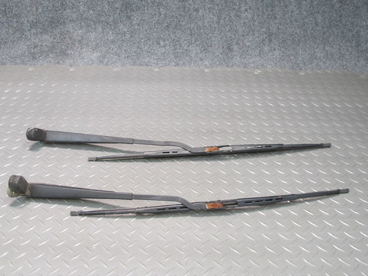 75-85 Mercedes W123 300D Set of 2 Front Left & Right Windshield Wiper Arm OEM