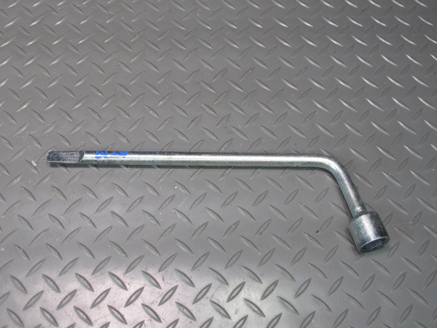 96-00 Toyota MARK2 JZX100 Spare Tire Lift Jack Wrench Stopper Tool KIT Set OEM