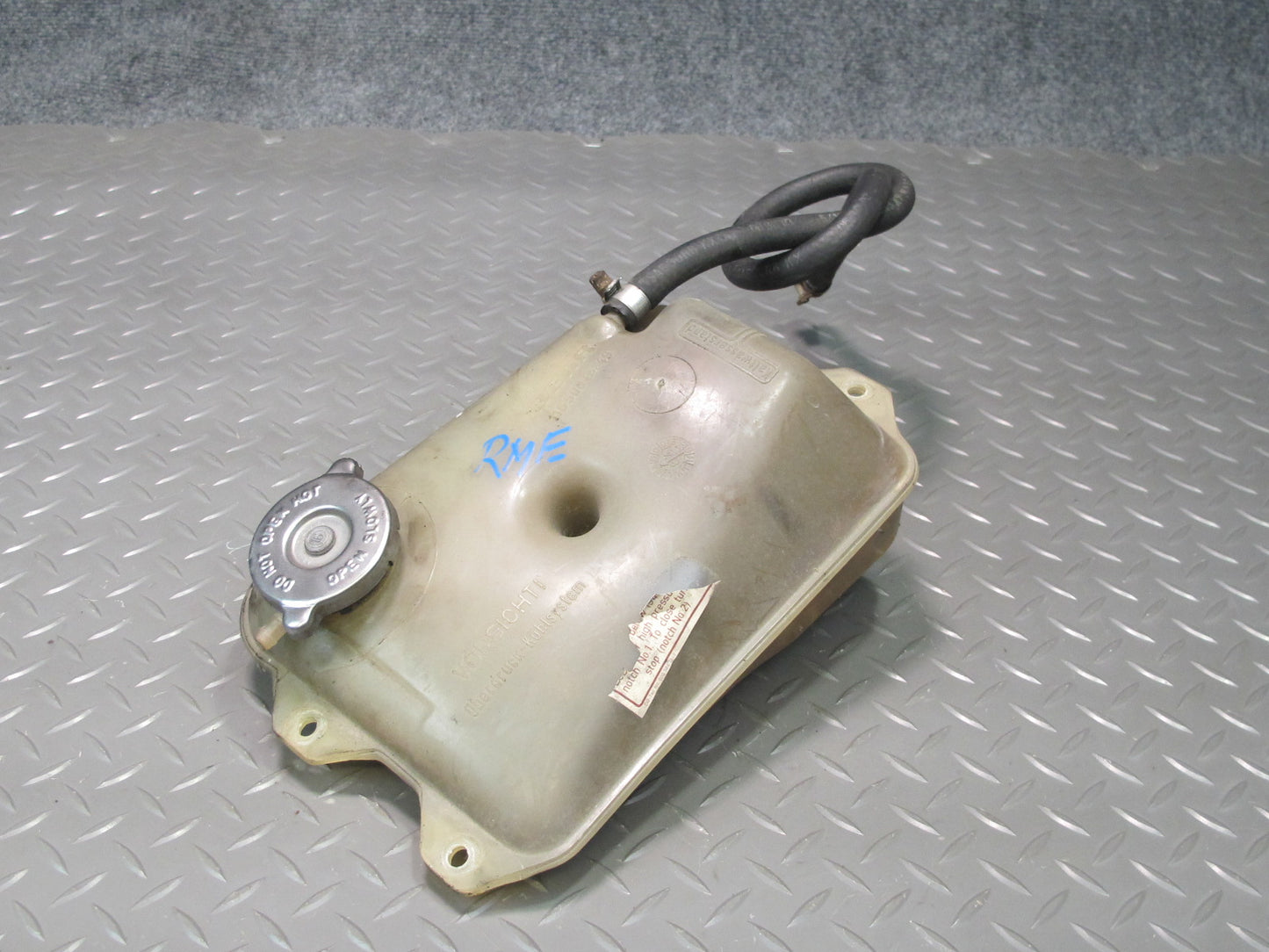 81-85 Mercedes W123 300D Engine Coolant Expansion Overflow Reservoir Tank OEM