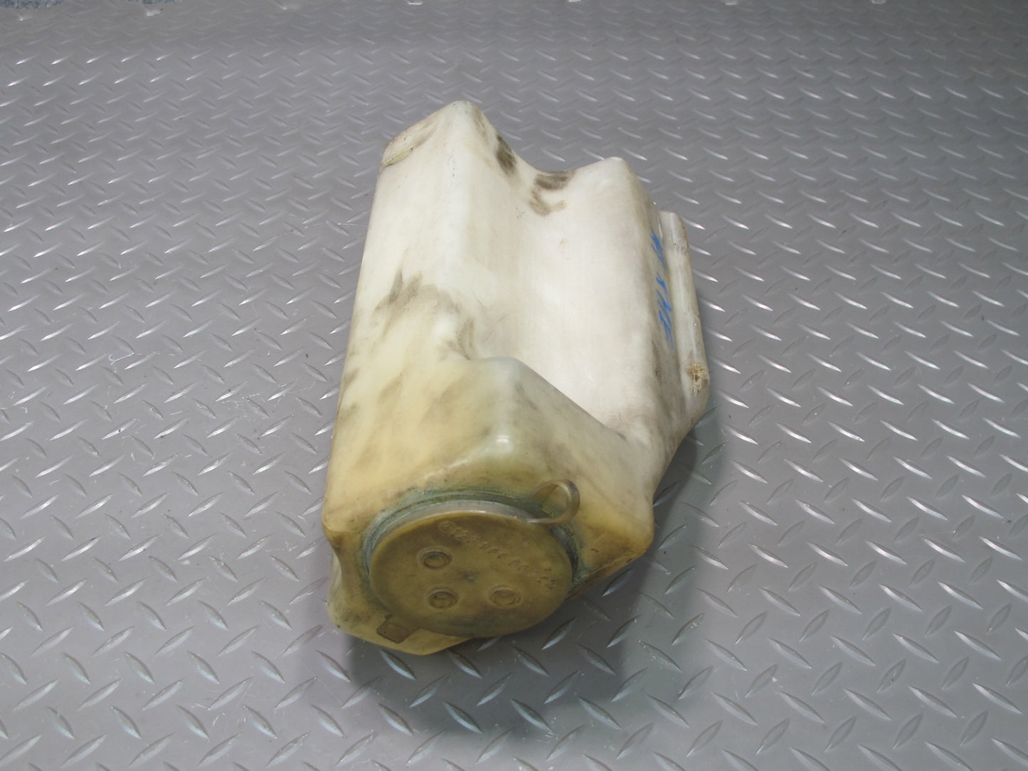 75-85 Mercedes W123 300D Windshield Washer Fluid Reservoir Tank w Pump OEM